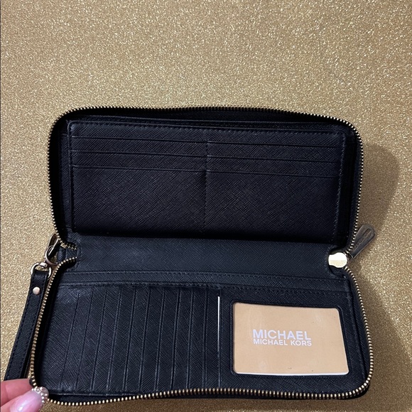 Used Michael Kors Black Saffiano Leather Continental Zip-Around Wristlet Wallet - Picture 16 of 16